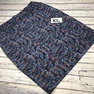 LuLaRoe Cassie Skirt- Excellent Condition